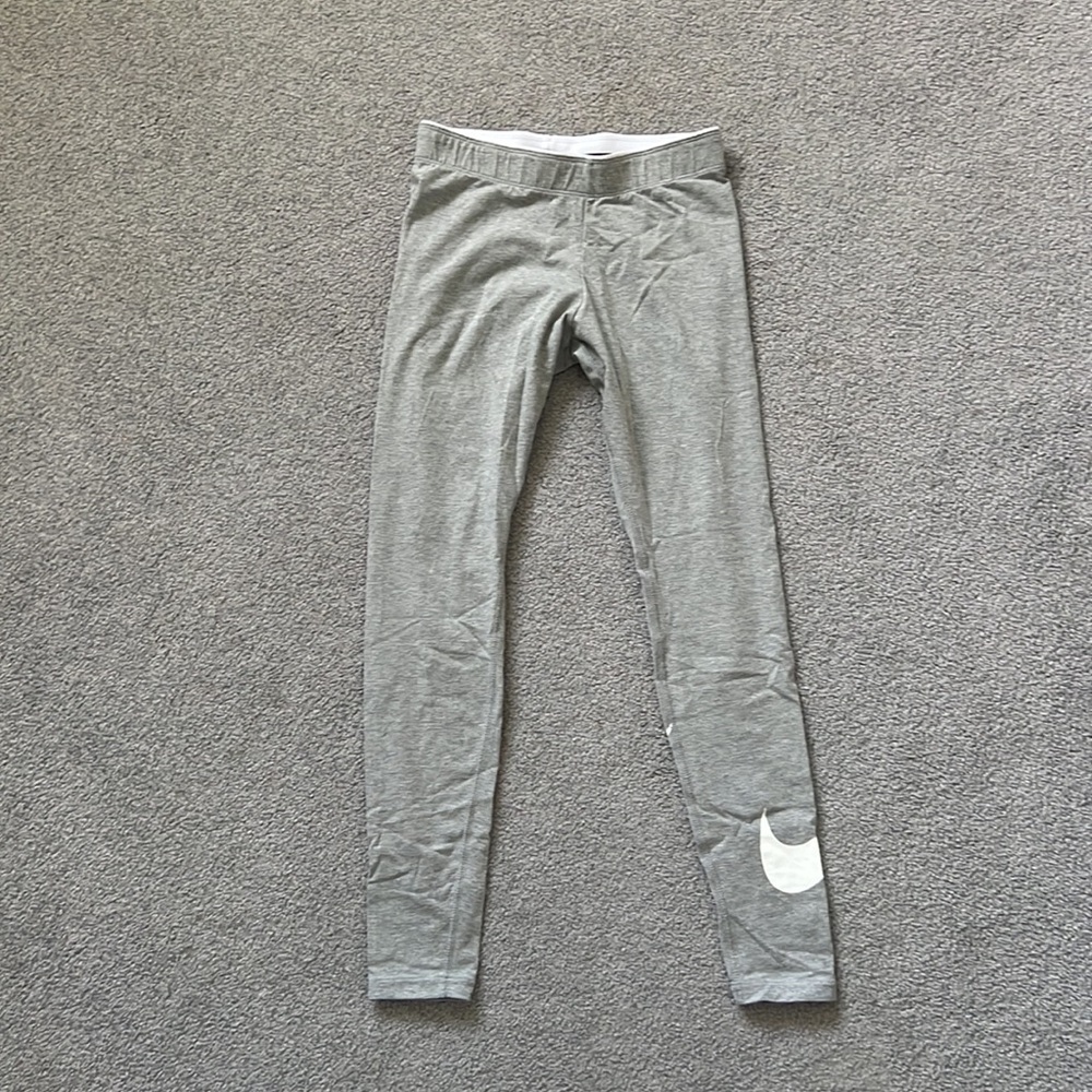 Girls Nike Leggings